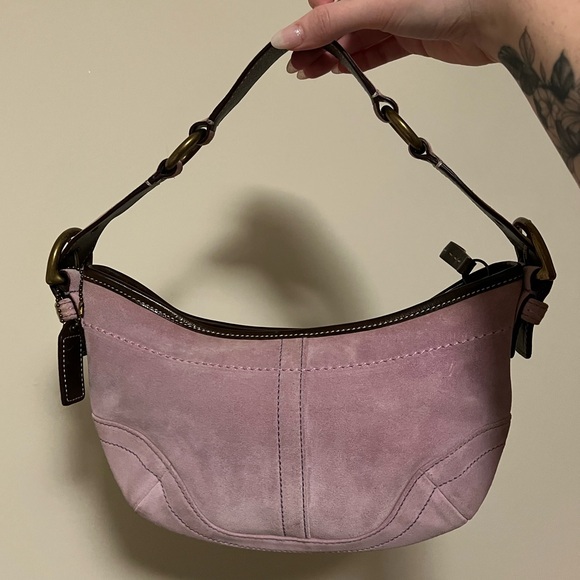 Coach Handbags - Coach Lavender Pink Suede Hobo Shoulder Bag 9658